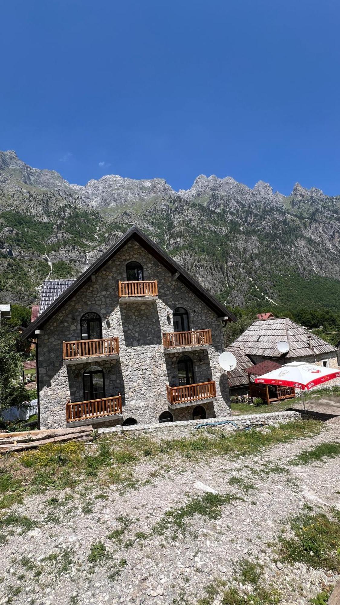 Stonehouse Villa Valbone Exterior foto